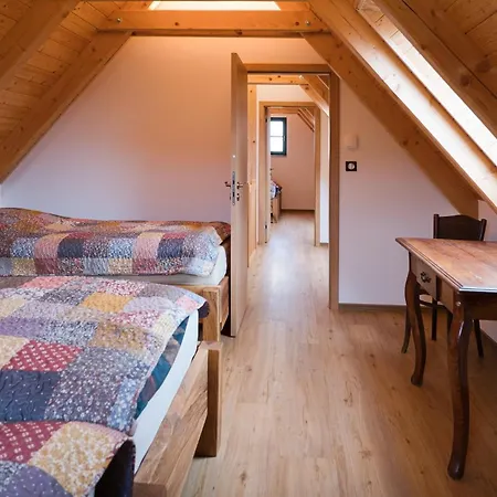 Vinarska Buda Nad Golfem